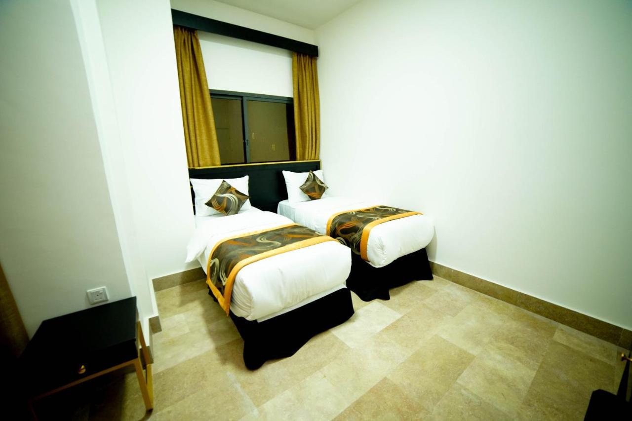 Star Emirates Downtown Hotel Салала Екстер'єр фото